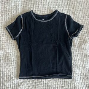 Hollister Black and White Crop Top with Contrast Stitching
